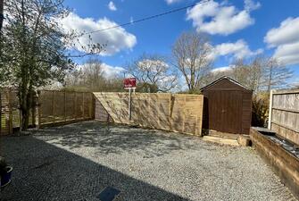 DXB3CNBZJkO1fp4CIG4 Ig