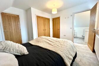 BgIUbUZaRQB gkd0CTKmG8d7T 4