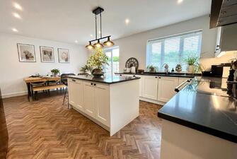 KK813BBBZUv94Vrao4vDhIQybRk