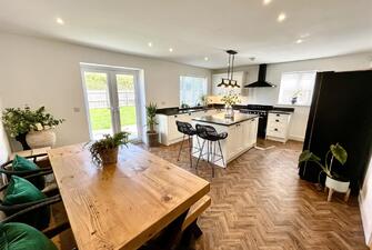 uXfZCnVAR0OwpB0ppv2VYg