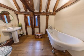 ZRxDEd TtkuBysGAgZYtQQ