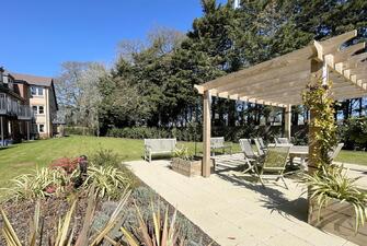 PCnix5SxEUGWlihFtfyxYw