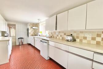 puEqfUioykq3qQ5eiReG7A