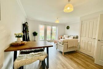 8r18xLFgOzeBFoIuT7 ixhwtS4U