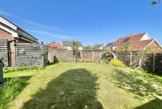 V7vho0Oq80 oCqHJ0NUXiw