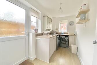 RZVpKjGUxEedTxVqumUHJw