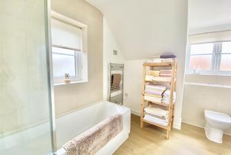 VUjp7HXGg0SYxVDXNTwN5g