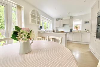 km79a3PwEEyCDt30nZMYeA