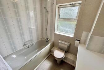 P15AR2h qkuO1F8XaE5Euw