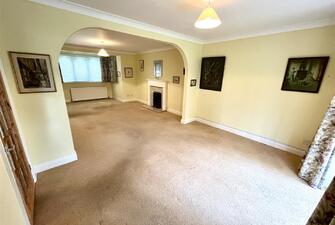 GKUbqVeBiU JofrX TXE1g