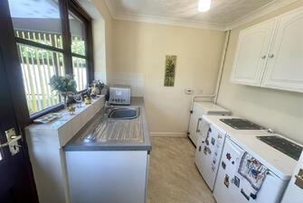 BjYWztK2b0WEJFPUn6XJsw