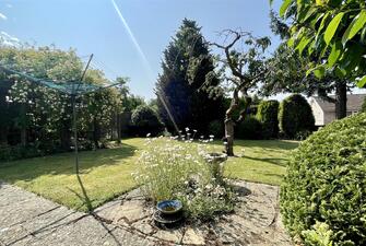 grLJAKZj2kaIfHLPaV1u1w