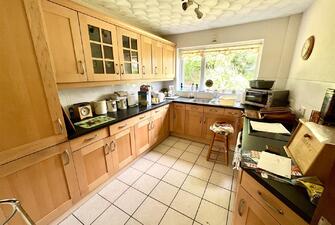 rOSC3XqTpUSy1JJ Bw2kFQ