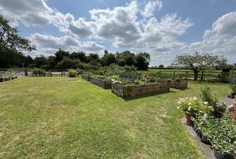 OUCskO5bM0iAhA2FhlTERQ