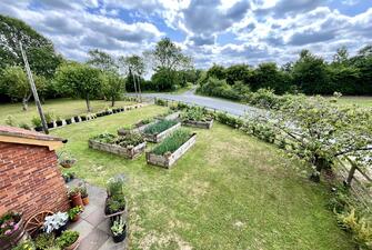 Ra3bBz0ook2m13yG6KqTYw