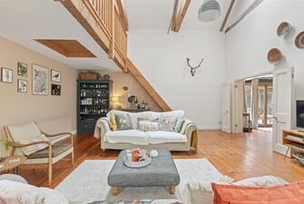 eo CYCV30UCuk7LUsVyXFQ