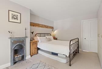 g1R7epAXF0atsbEohaZ1zg