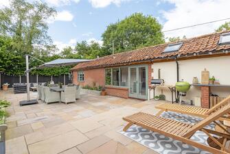 o8nEHPNX9Uucn9ETffgOJg