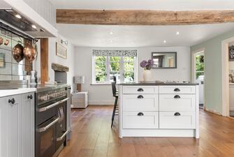 umDOUxLWVE2PXNSgRfUVvQ