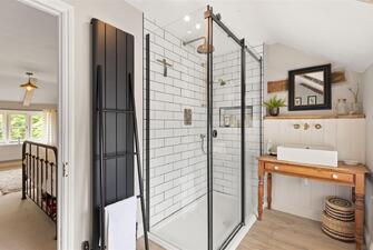 yArGi00YGUCY9lPnaGz0nQ