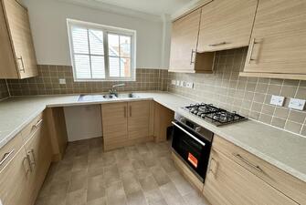 uMYuVDGzE0icSEuU2Wo4VA