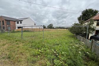 bcR S G00EayB2s3jfZuwg