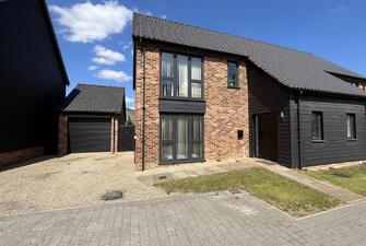 X8r8 WUm5U65A6GCwuRwiA