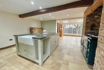 G8sEyFQdGWPaSRFPbDzJYJNigv8