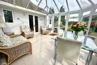 1jBxZ1D GjgQRaZy12NVauLS7iQ