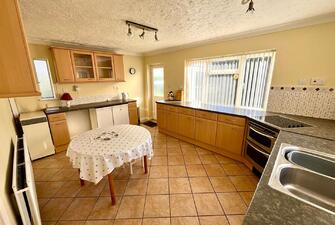 aUYSX2Dsp0jBOz2liLnCAcN75Ic