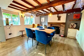 cfhRKhGKVR9vV0v75OcE1OPc E