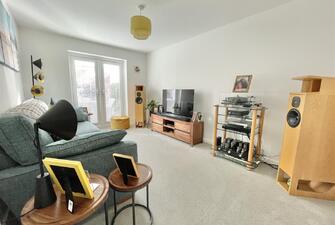 YGzHuhEPLU R6AInsUDuqQ