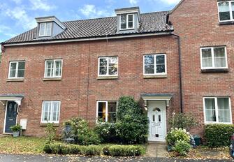 WkWdDGnz9UWaon7TR9UDrg