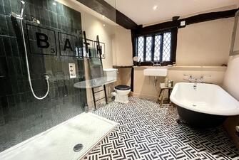 sxUCSH3bY0CDofHCBmDFKg