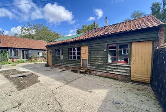 39LjMGhU 06rfl5OyoBkLg