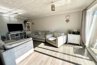 Kqfh3YQKiEC87p5 kHvqNA