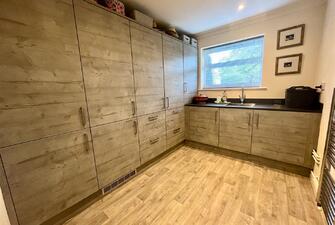 5w54iVCLNEKPs43Gxt9aFg