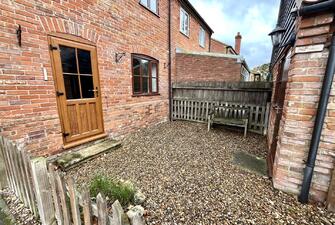 nEKNniX k2pAklWaSTU9A