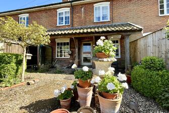 ZhjW5Xc4GEW3LSbZBcYmhw