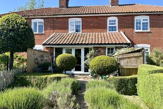 dy0Gl469 Um0EShWKoB zA