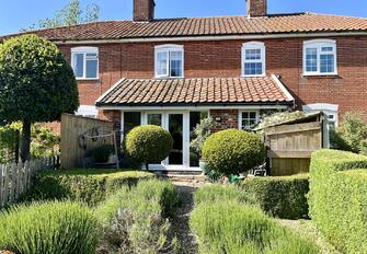 dy0Gl469 Um0EShWKoB zA