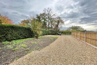 YeRhV73gHE2bX1DpXacTtg