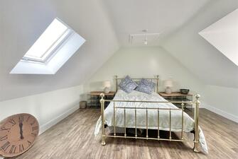 Ty uVgLFoUOluzb9ReOWGw