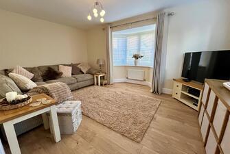 t7uYWKa5ykKFU0jnoWUlPw