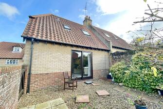 iaeqKFOkpE sDLVaQ9zGzA