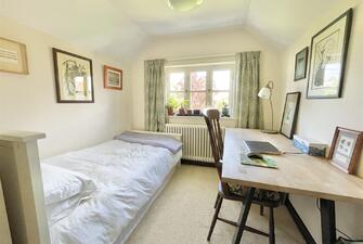 Su0NByTHoEGUYwKg a0QsA