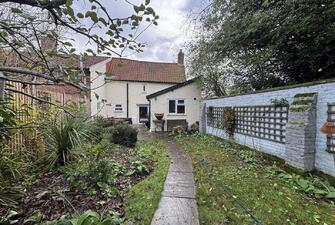 HgIeElNUjE6sBHkfaWcVFQ