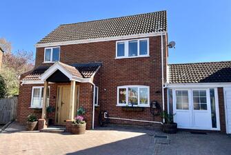 F6SKpnMiREGlBCTcahgNfQ