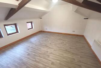 xK VAA THUWHfIprftV8lg