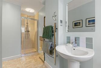 9OWVAEZ3FUmvGOODG8Jvqg